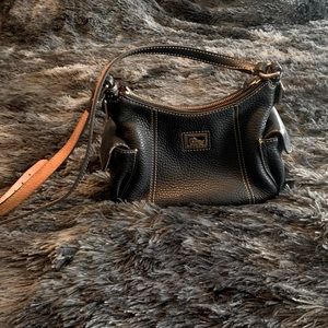 Dooney and Bourke black crossbody with adjustable strap